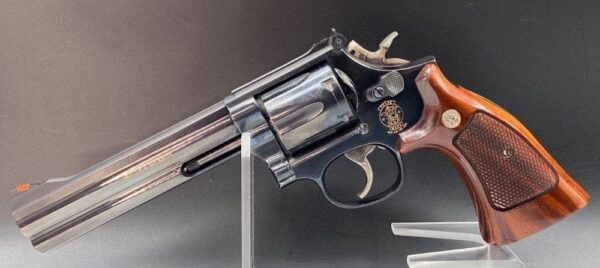 Smith & wesson model 586. 357 magnum revolver 6” barrel - used